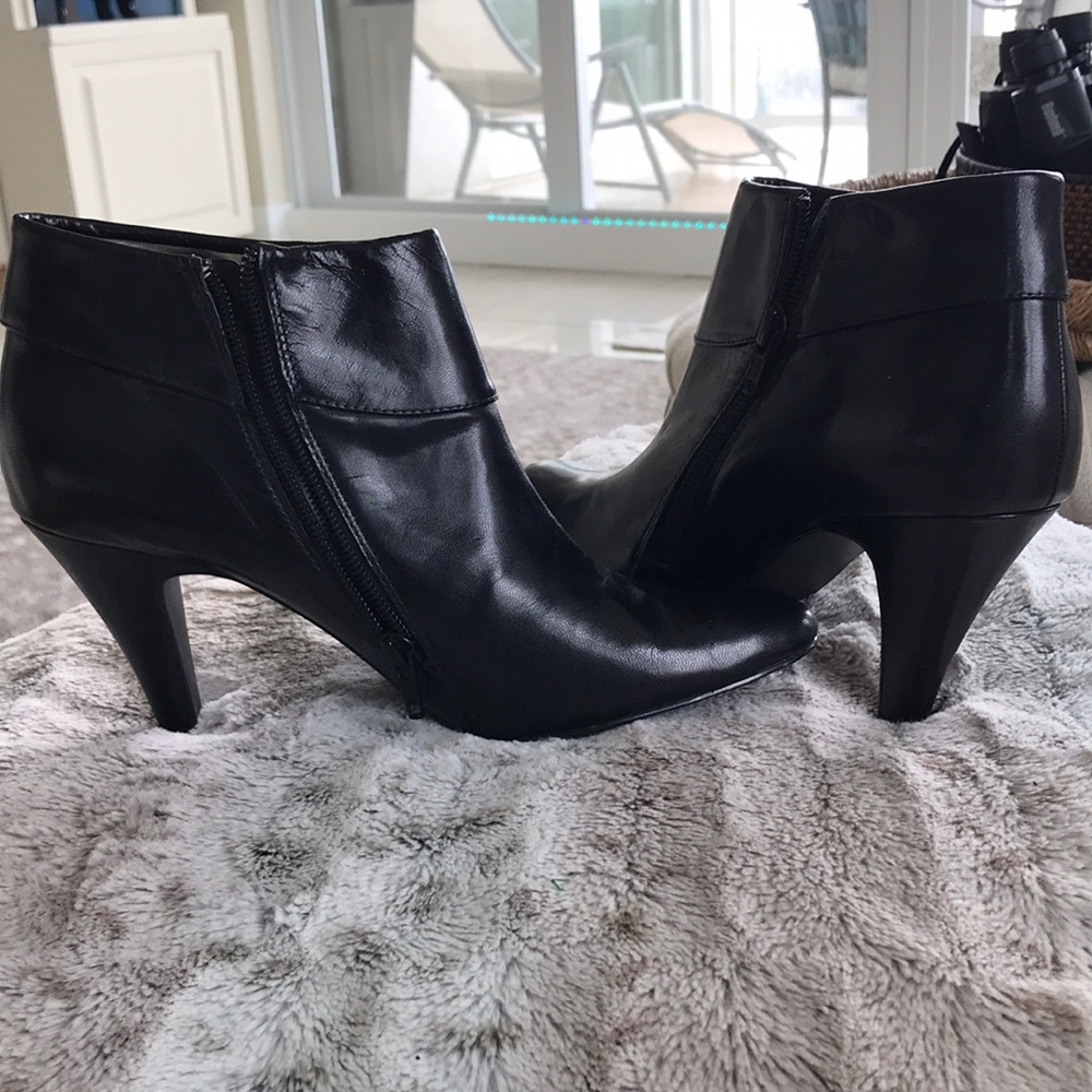 Alfani Darcy Kitten heel Ankle Boot Blk leather8.5